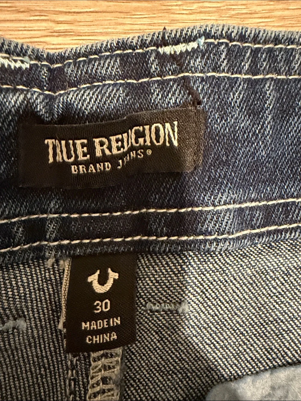 True Religion Men’s Size waist 30 & length 34 Deep Indigo Relaxed Carpenter Jean
